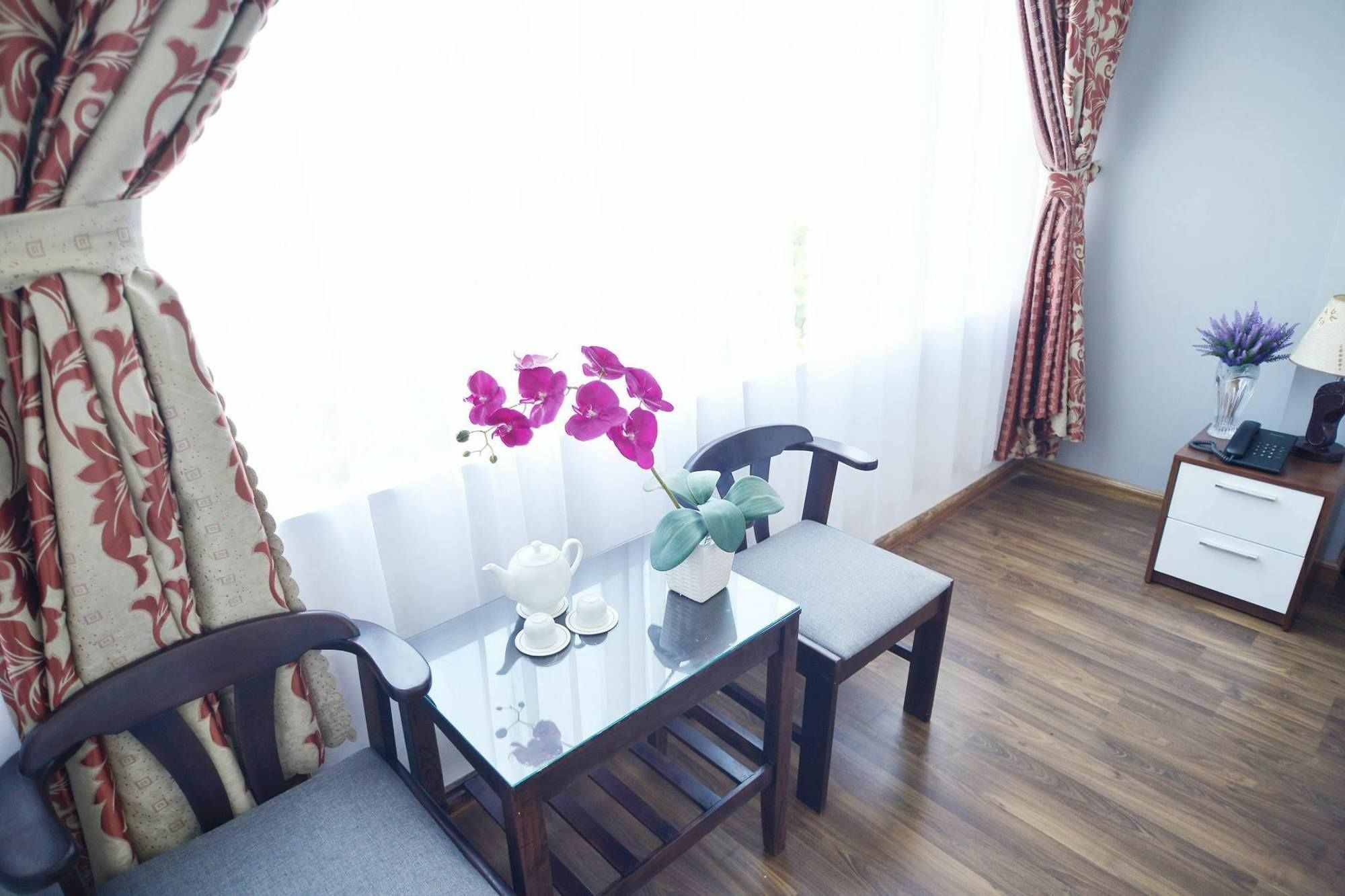 Nice De Paris Hotel Da Nang Exterior photo